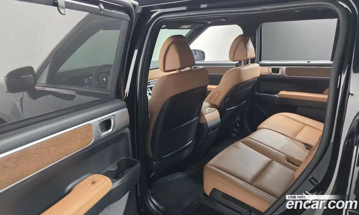 Hyundai Santa Fe 2023 2.5 Автомат в Москве № 1172103, фото 17