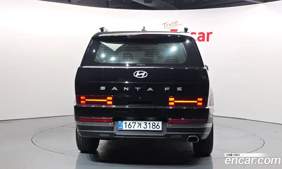 Hyundai Santa Fe 2023 2.5 Автомат в Москве № 1172103, фото 4