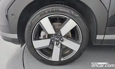 Hyundai Santa Fe 2023 2.5 Автомат в Москве № 1172103, миниатюра 5