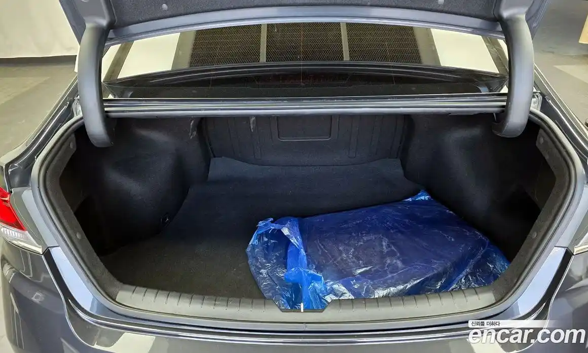 Hyundai Sonata 2018 2.0 Автомат в Москве № 1172112, фото 20