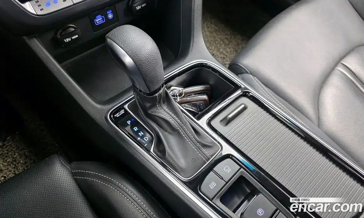 Hyundai Sonata 2018 2.0 Автомат в Москве № 1172112, фото 9