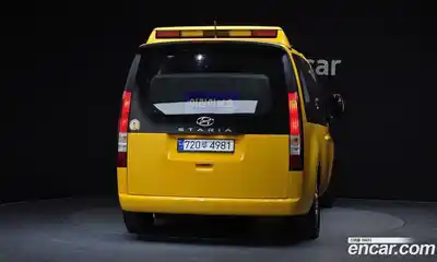 Hyundai Staria 2023 3.5 Автомат в Москве № 1172119, миниатюра 4