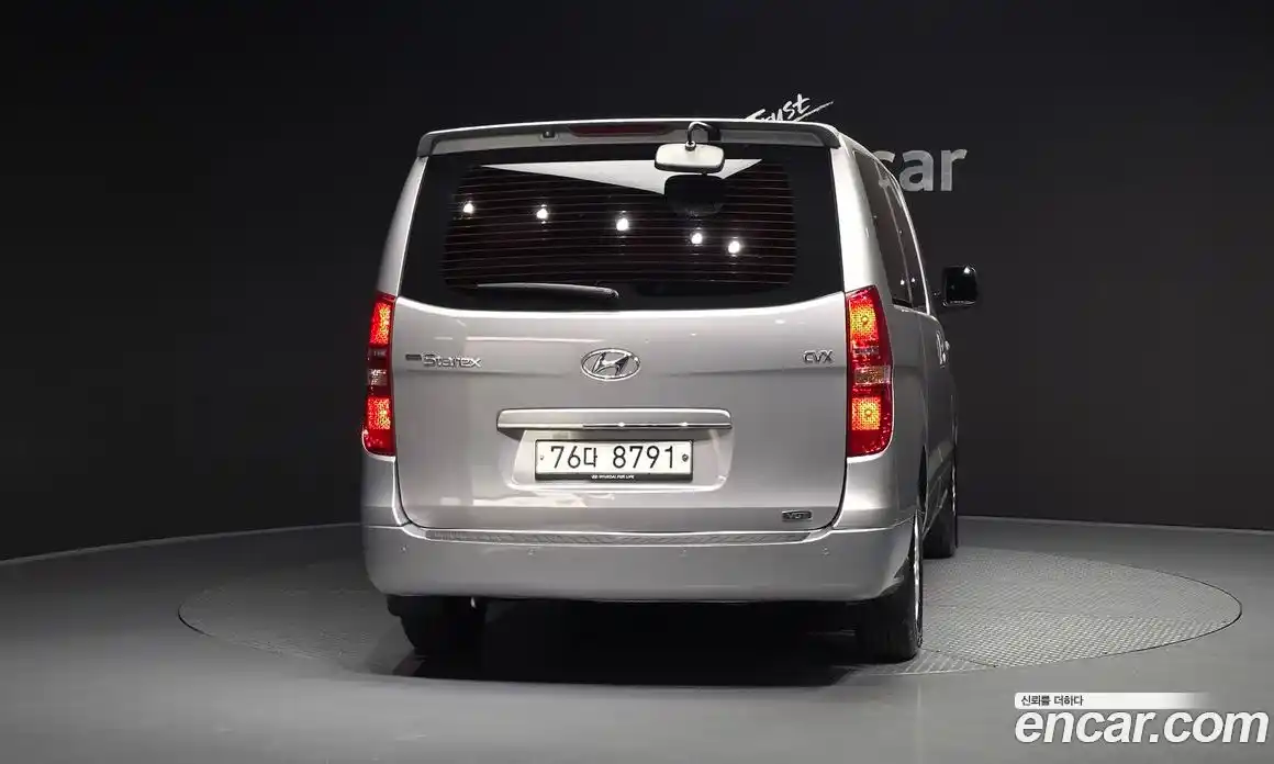 Hyundai Starex 2013 2.5 Автомат в Москве № 1172129, фото 4