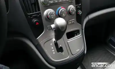 Hyundai Starex 2013 2.5 Автомат в Москве № 1172129, миниатюра 9