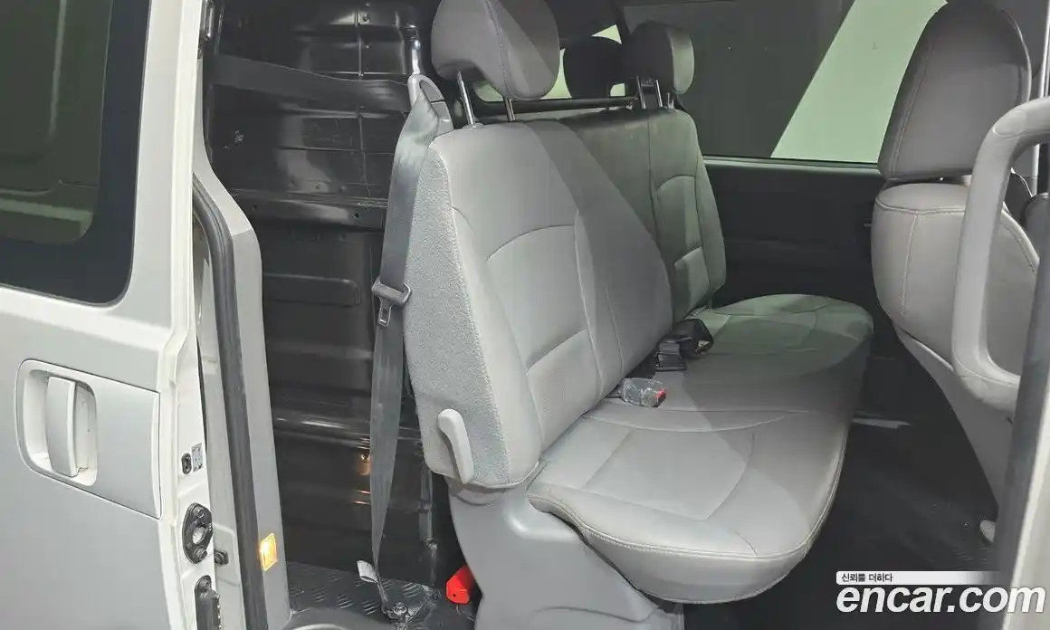 Hyundai Starex 2020 2.5 Автомат в Москве № 1172151, фото 13