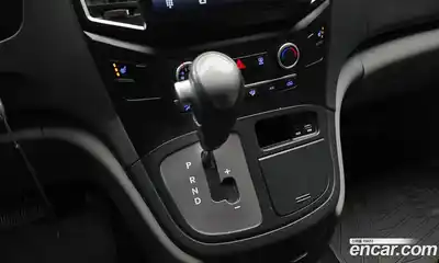 Hyundai Starex 2020 2.5 Автомат в Москве № 1172151, миниатюра 9