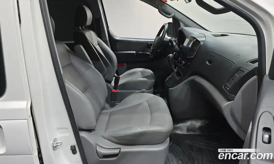 Hyundai Starex 2020 2.5 Автомат в Москве № 1172151, фото 10