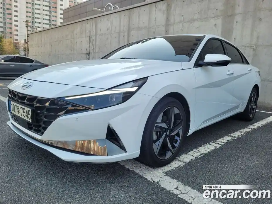 Hyundai Avante 2021 1.6 Автомат в Москве № 1172161, фото 1