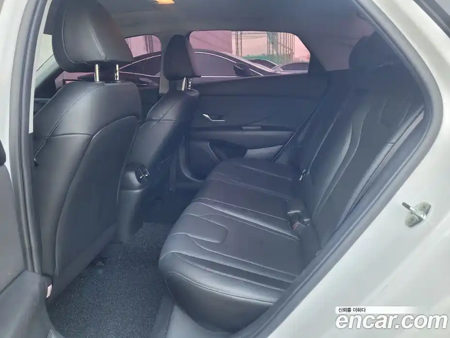 Hyundai Avante 2021 1.6 Автомат в Москве № 1172161, фото 13