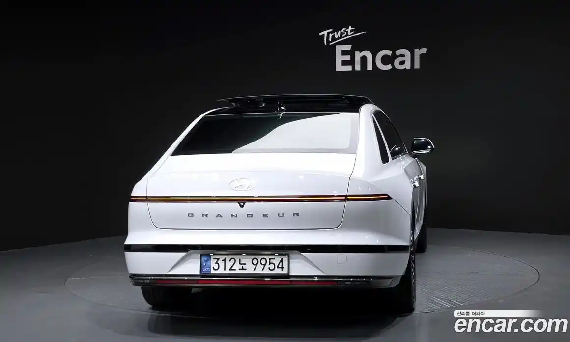 Hyundai Grandeur 2023 1.6 Автомат в Москве № 1172175, фото 4