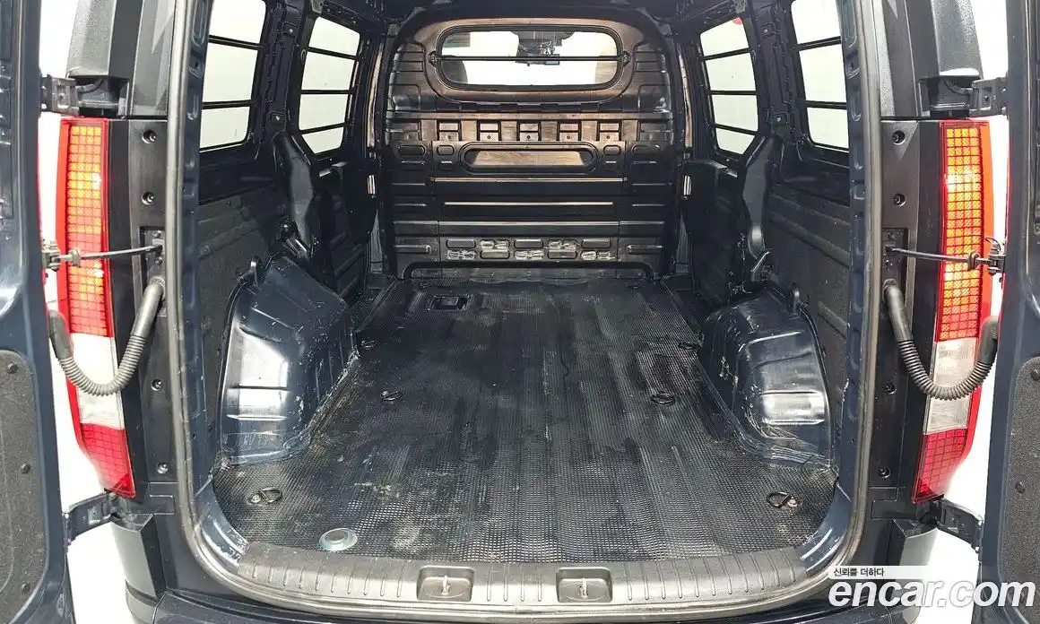 Hyundai Staria 2023 2.2 Автомат в Москве № 1172183, фото 20