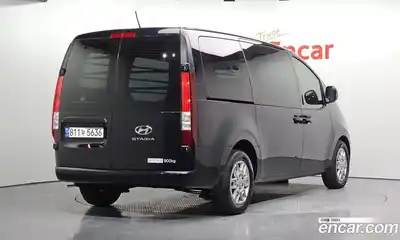 Hyundai Staria 2023 2.2 Автомат в Москве № 1172183, миниатюра 2