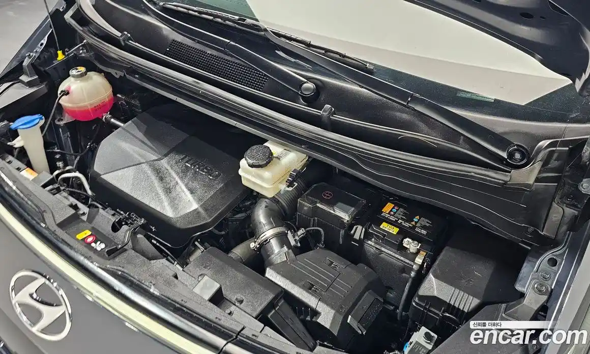 Hyundai Staria 2023 2.2 Автомат в Москве № 1172183, фото 6