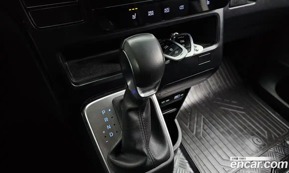 Hyundai Staria 2023 2.2 Автомат в Москве № 1172183, фото 9