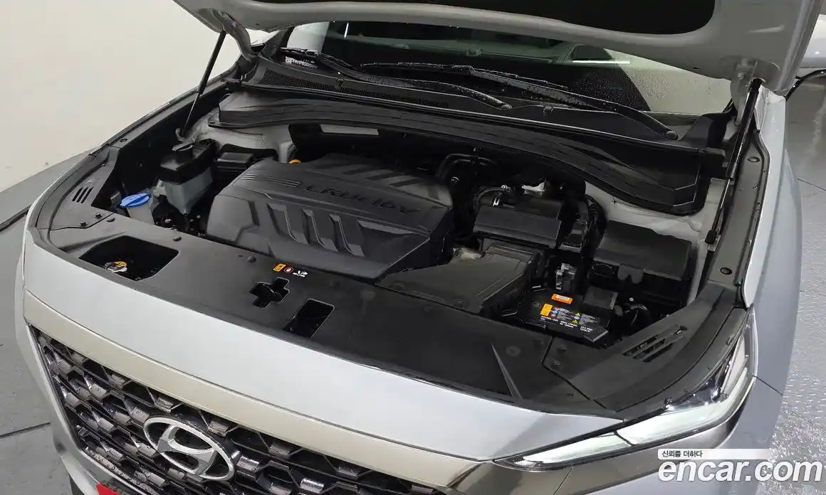 Hyundai Santa Fe 2018 2.0 Автомат в Москве № 1172189, фото 6