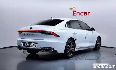 Hyundai Grandeur 2.5 Le Blanc