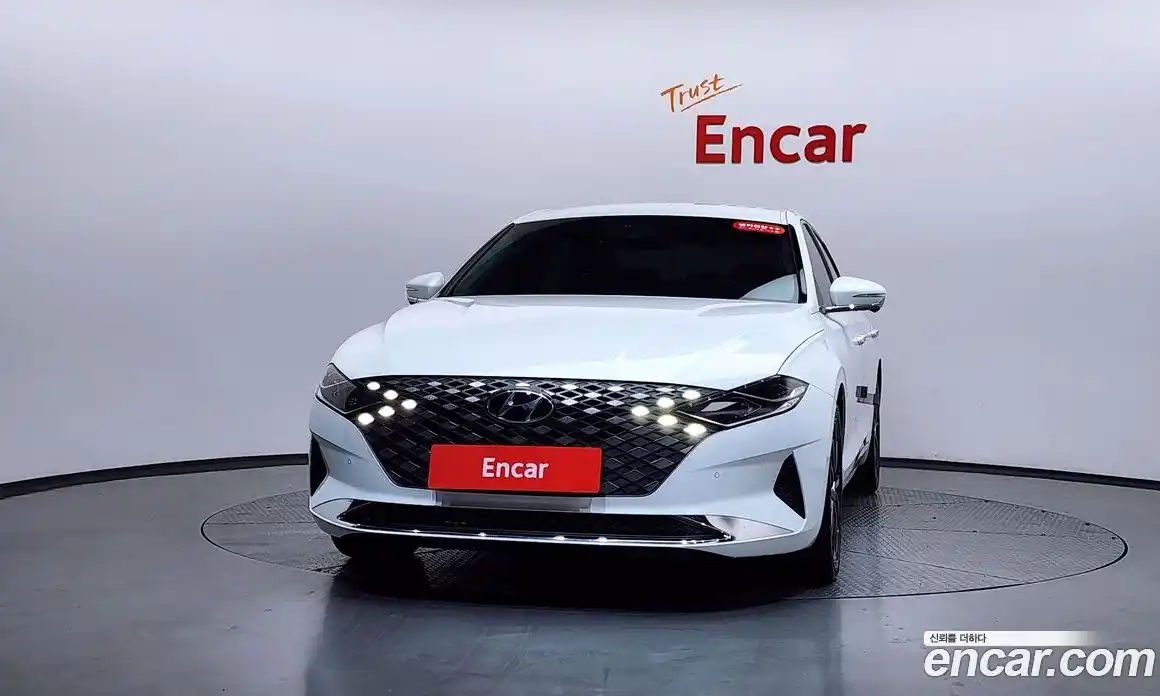 Hyundai Grandeur 2021 2.5 Автомат в Москве № 1172197, фото 2