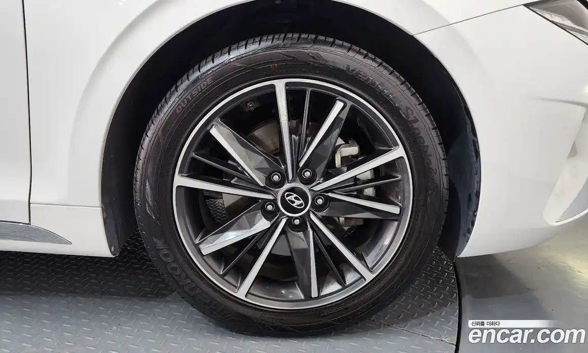 Hyundai Grandeur 2021 2.5 Автомат в Москве № 1172197, фото 4