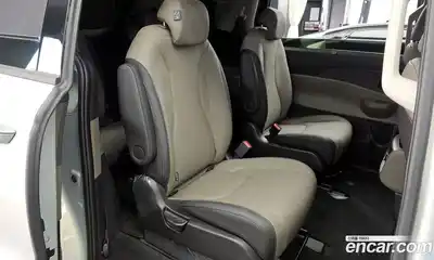 Kia Canival 2025 2.2 Автомат в Москве № 1172371, миниатюра 11