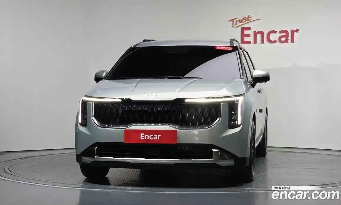 Kia Canival 2025 2.2 Автомат в Москве № 1172371, фото 2