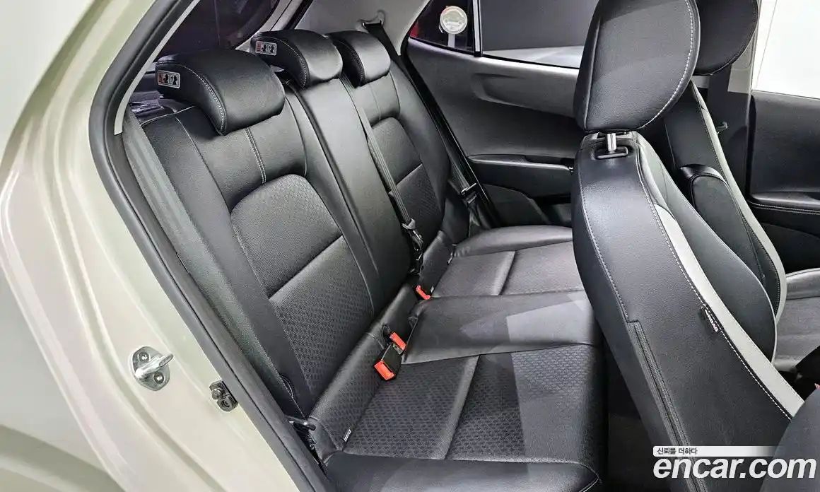 Kia Morning 2017 1.0 Автомат в Москве № 1172470, фото 12