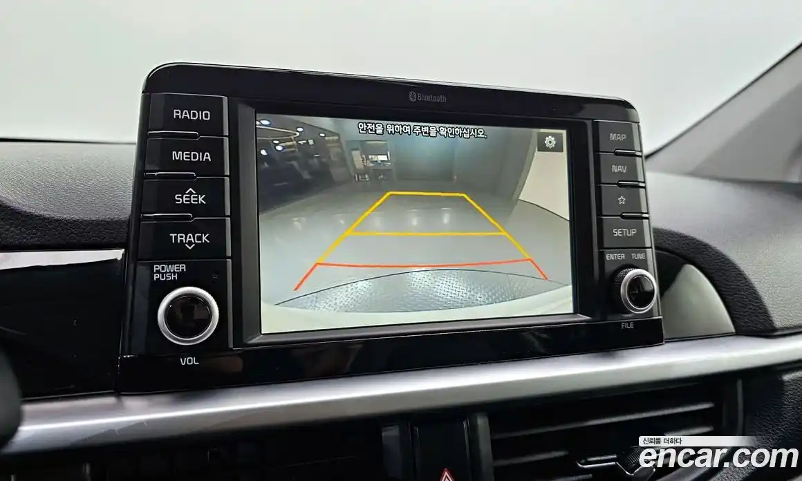 Kia Morning 2017 1.0 Автомат в Москве № 1172470, фото 16