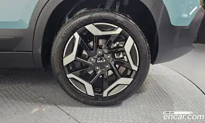 Kia Seltos 2023 1.6 гидро в Москве № 1172482, миниатюра 5