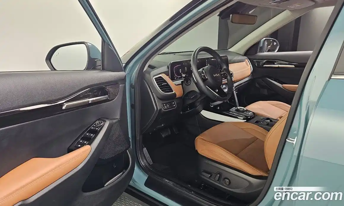 Kia Seltos 2023 1.6 гидро в Москве № 1172482, фото 10