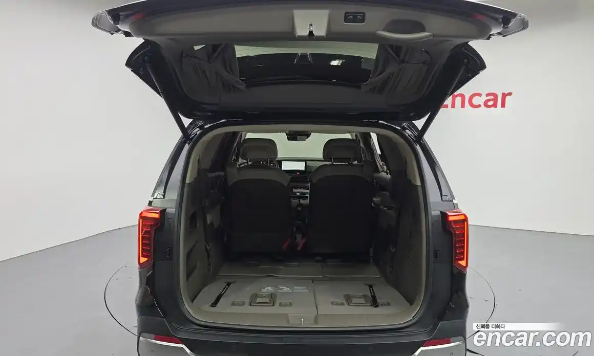 Kia Canival 2024 3.5 Автомат в Москве № 1172507, фото 20