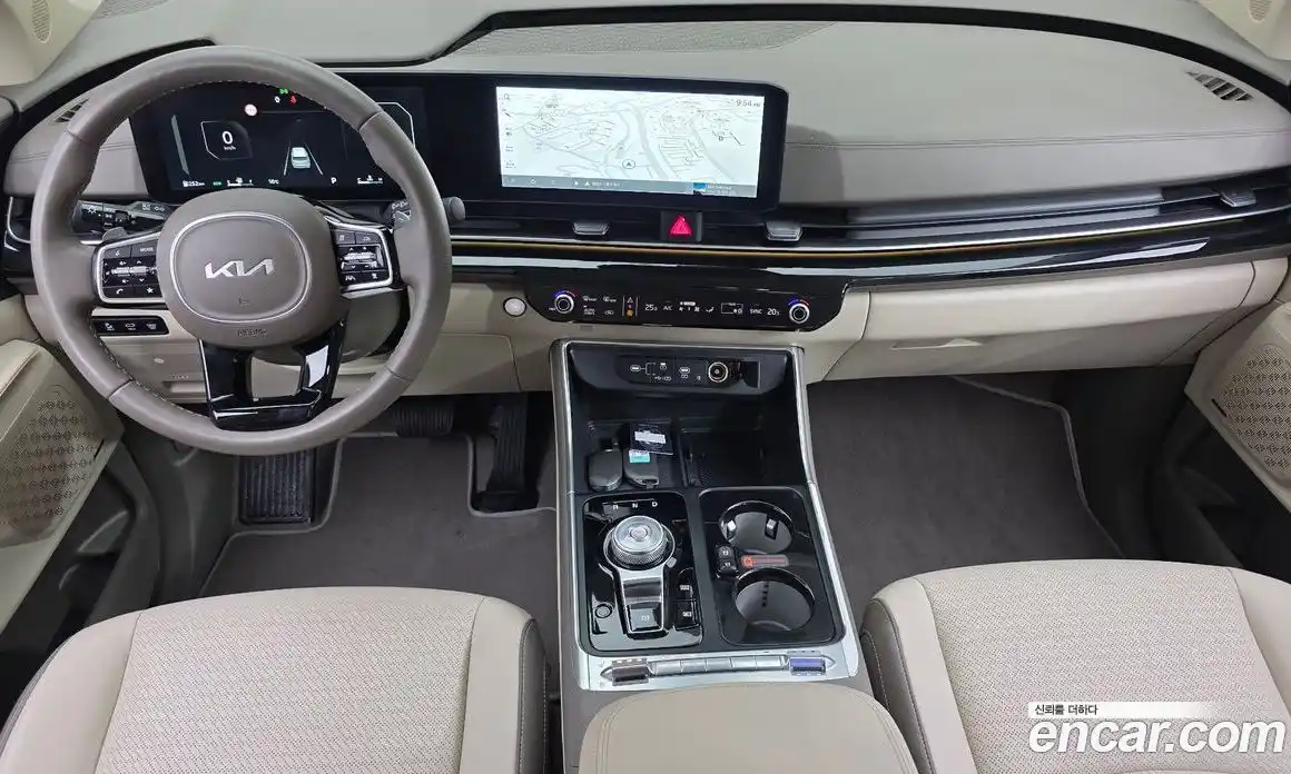 Kia Canival 2024 3.5 Автомат в Москве № 1172507, фото 7