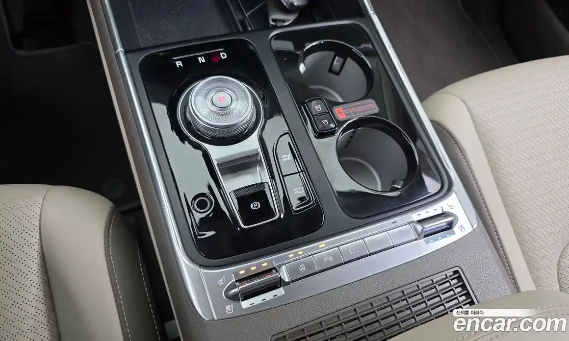 Kia Canival 2024 3.5 Автомат в Москве № 1172507, фото 9