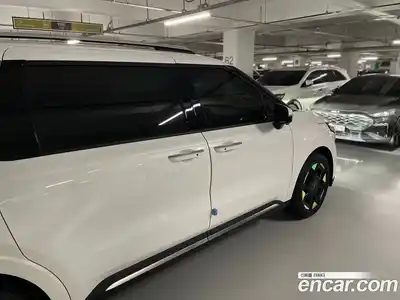 Kia Canival 2025 1.6 Автомат в Москве № 1172524, миниатюра 5