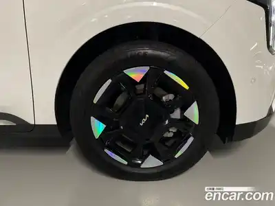 Kia Canival 2025 1.6 Автомат в Москве № 1172524, миниатюра 6