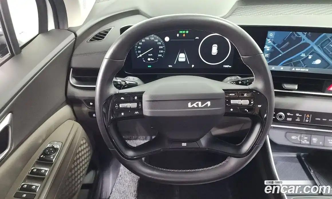 Kia Canival 2024 3.5 Автомат в Москве № 1172567, фото 13