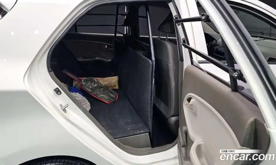 Kia Morning 2014 1.0 Автомат в Москве № 1172580, фото 11