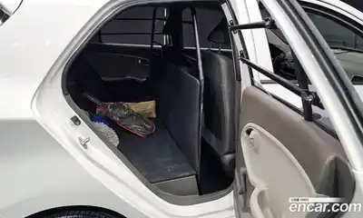 Kia Morning 2014 1.0 Автомат в Москве № 1172580, миниатюра 11