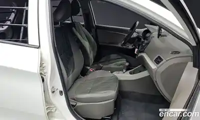 Kia Morning 2014 1.0 Автомат в Москве № 1172580, миниатюра 10