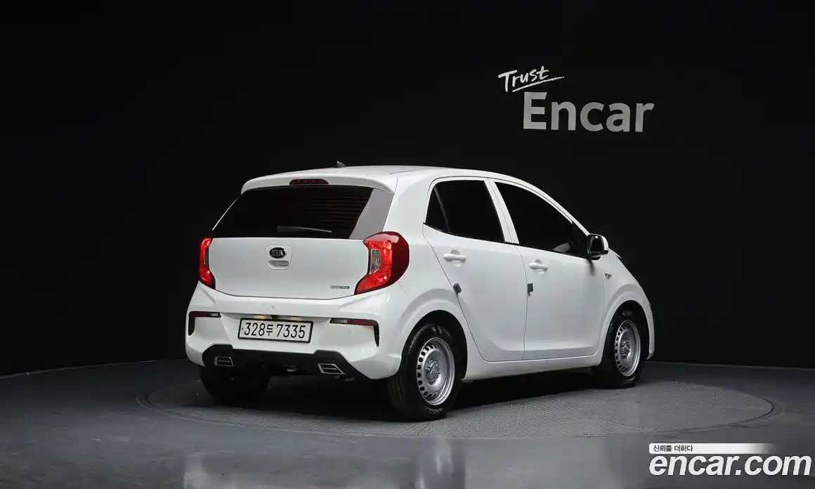 Kia Morning 2021 1.0 Автомат в Москве № 1172585, фото 2