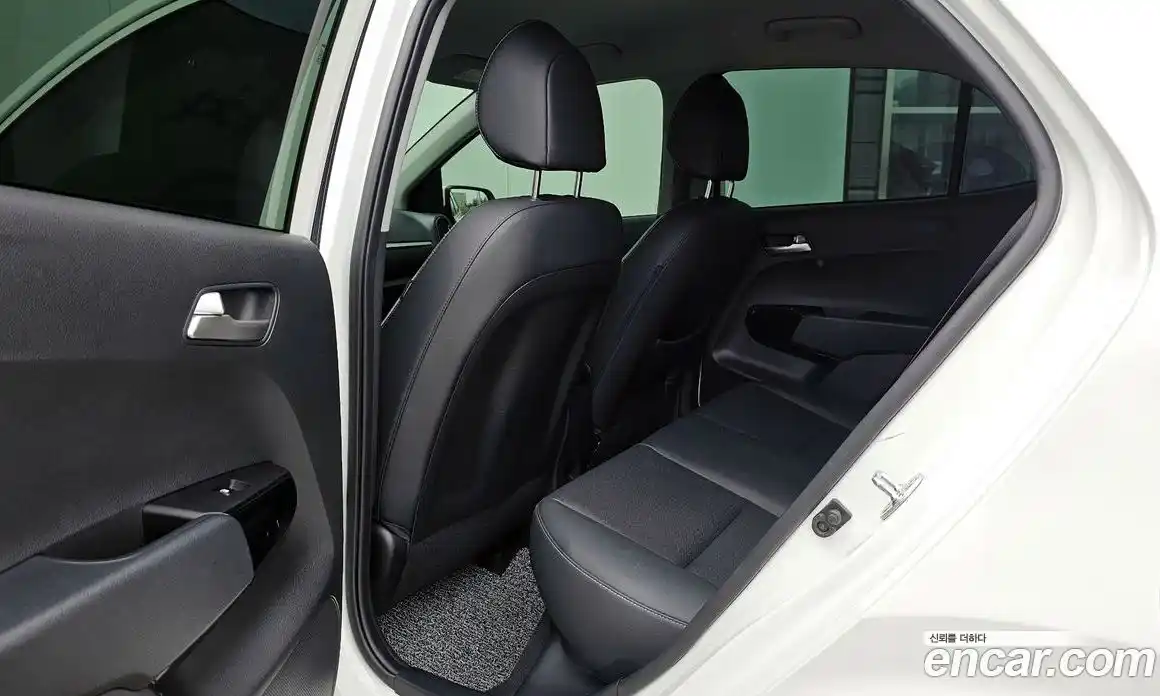 Kia Morning 2023 1.0 Автомат в Москве № 1172606, фото 12