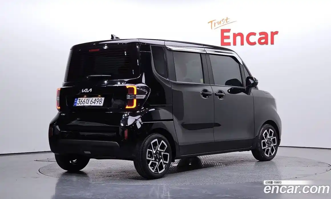 Kia Ray 2023 1.0 Автомат в Москве № 1172622, фото 1