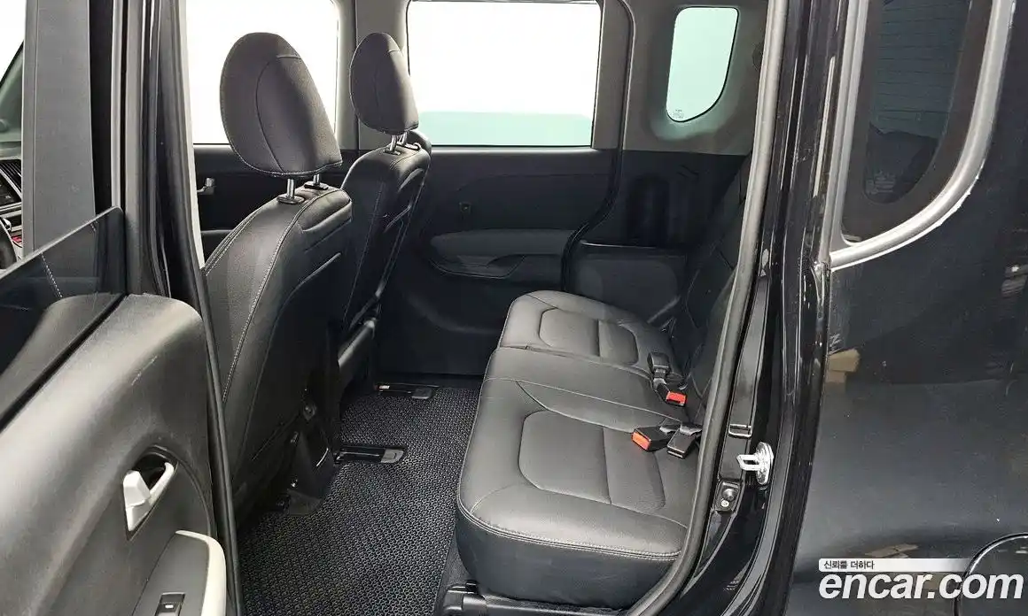 Kia Ray 2023 1.0 Автомат в Москве № 1172622, фото 11