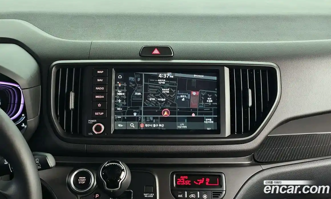 Kia Ray 2023 1.0 Автомат в Москве № 1172622, фото 13