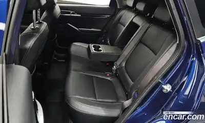 Kia Seltos 2025 1.6 гидро в Москве № 1172663, миниатюра 12