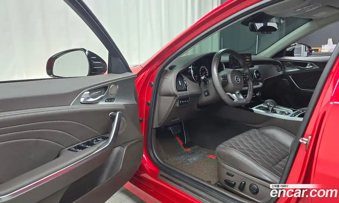 Kia Stinger 2021 2.5 Автомат в Москве № 1172846, фото 10