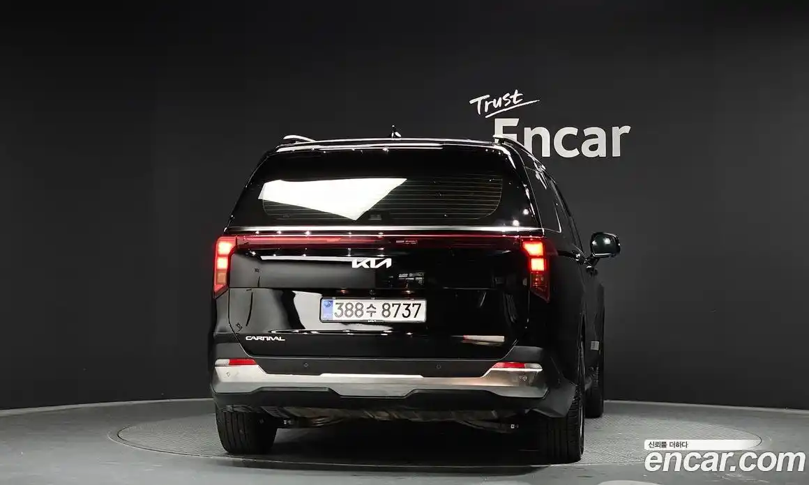 Kia Canival 2025 2.2 Автомат в Москве № 1172855, фото 4