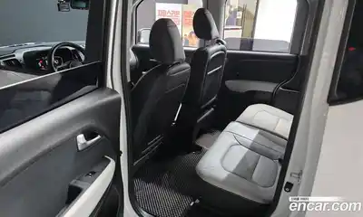 Kia Ray 2023 1.0 Автомат в Москве № 1172895, миниатюра 11