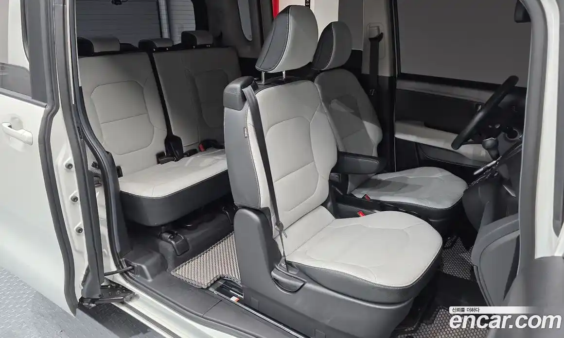 Kia Ray 2023 1.0 Автомат в Москве № 1172895, фото 12