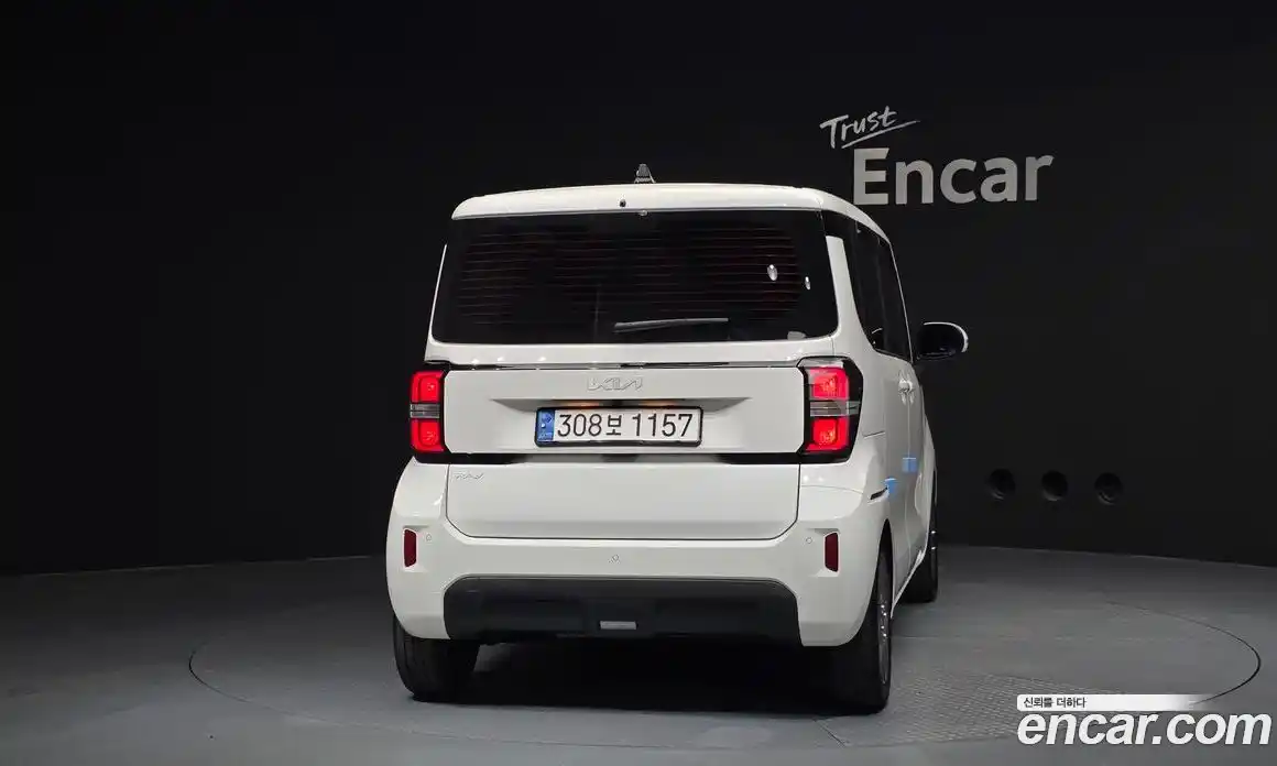 Kia Ray 2023 1.0 Автомат в Москве № 1172895, фото 4