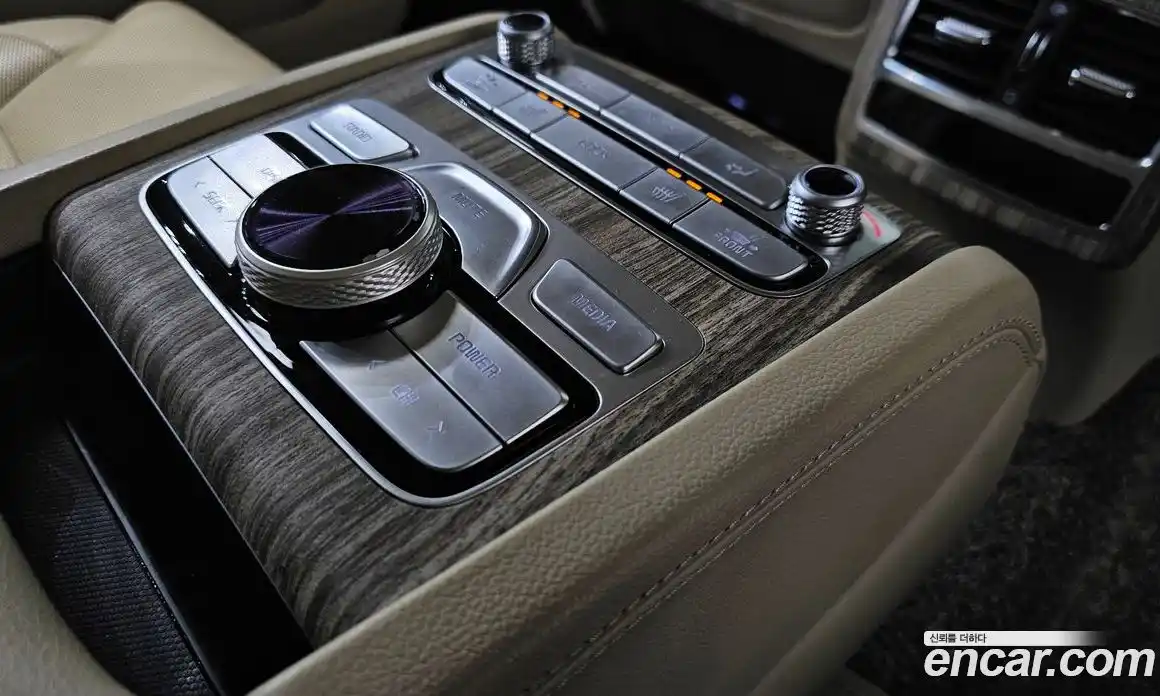 Kia K9 2021 3.8 Автомат в Москве № 1172958, фото 18