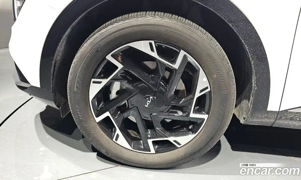 Kia Sportage 2023 1.6 Автомат в Москве № 1172996, фото 4